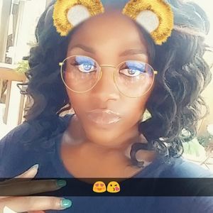 Meet your Posher, Deb